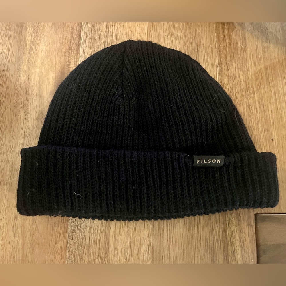 Filson wool beanie hat. Black.